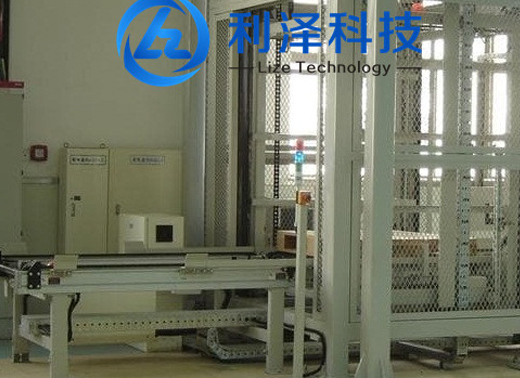 垂直提升機(jī)