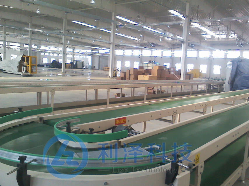 機：款式齊全質(zhì)優(yōu)價廉輸送機大傾角皮帶機