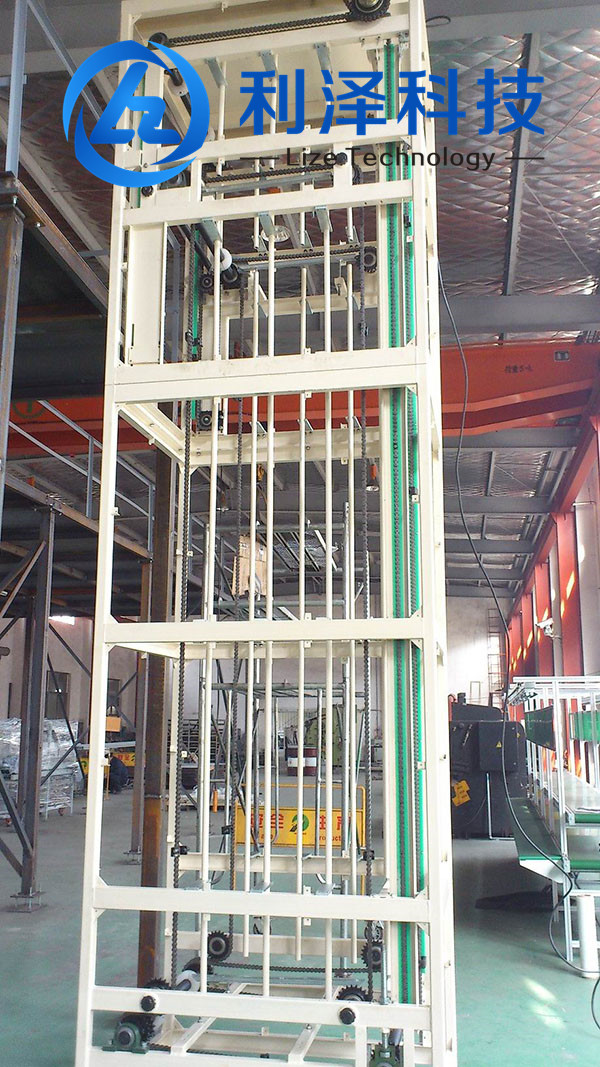 垂直提升機(jī)