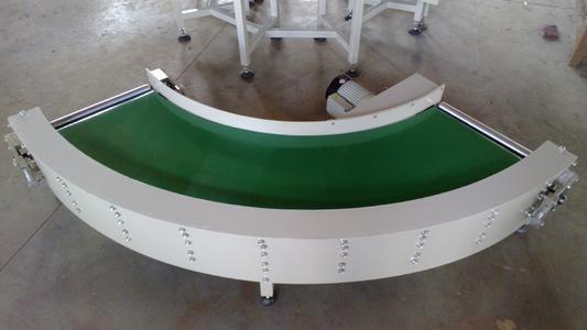 轉(zhuǎn)彎皮帶輸送機(jī)哪家好