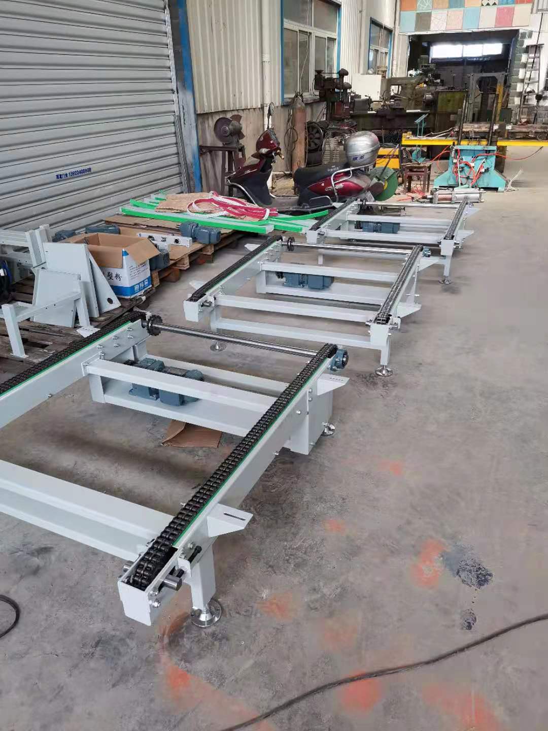 鏈條輸送機(jī)