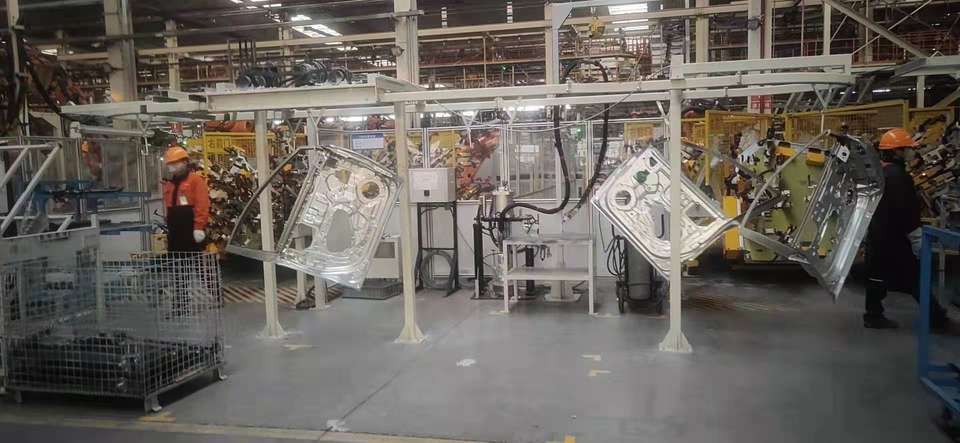 懸掛鏈輸送機發(fā)往山西晉中安裝調(diào)試