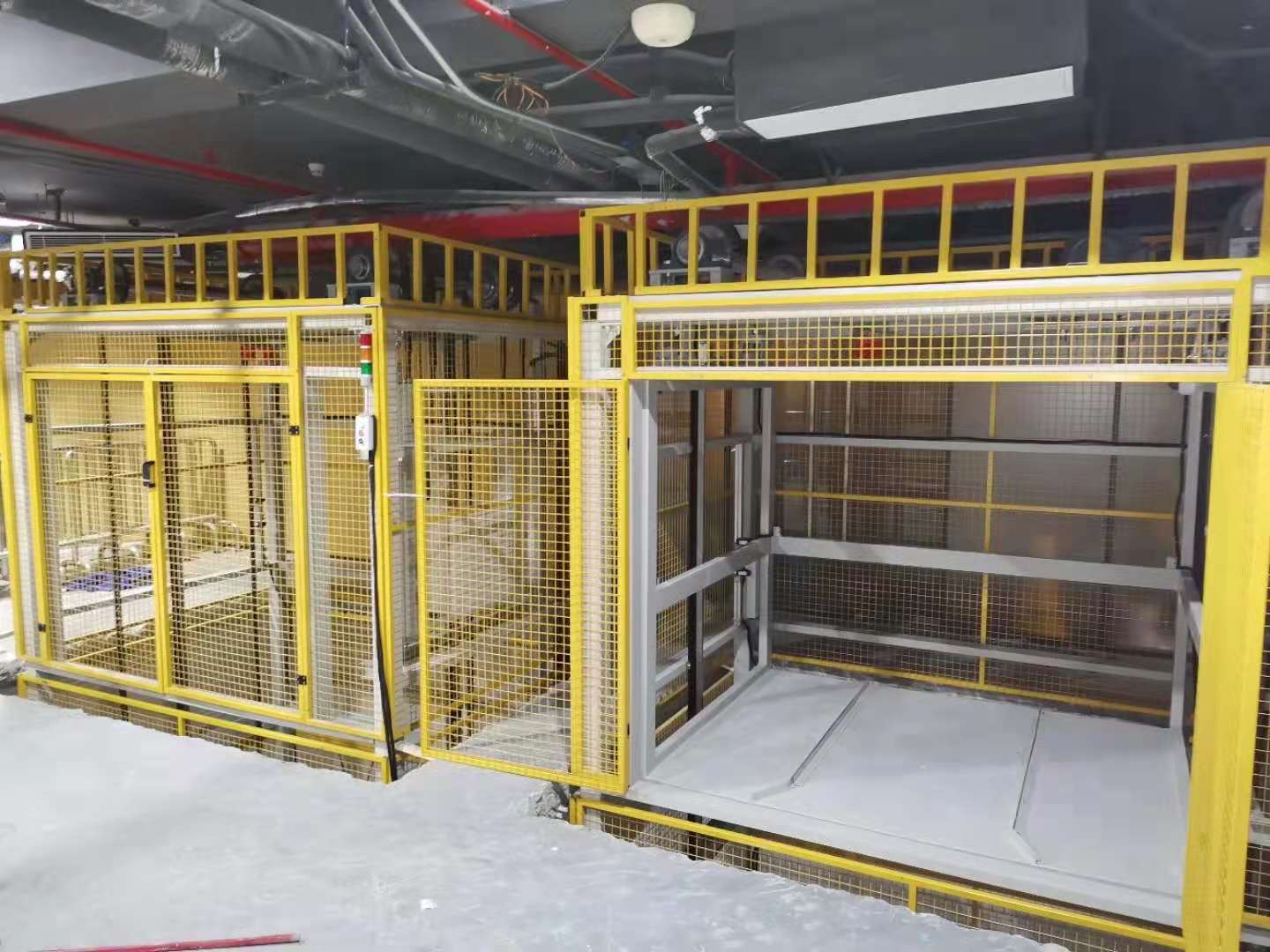 往復(fù)式提升機(jī)