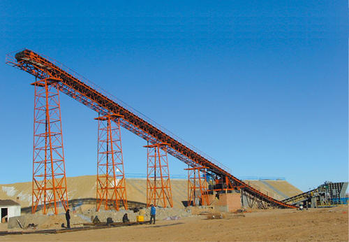 皮帶輸送機(jī)皮帶跑偏處理方法