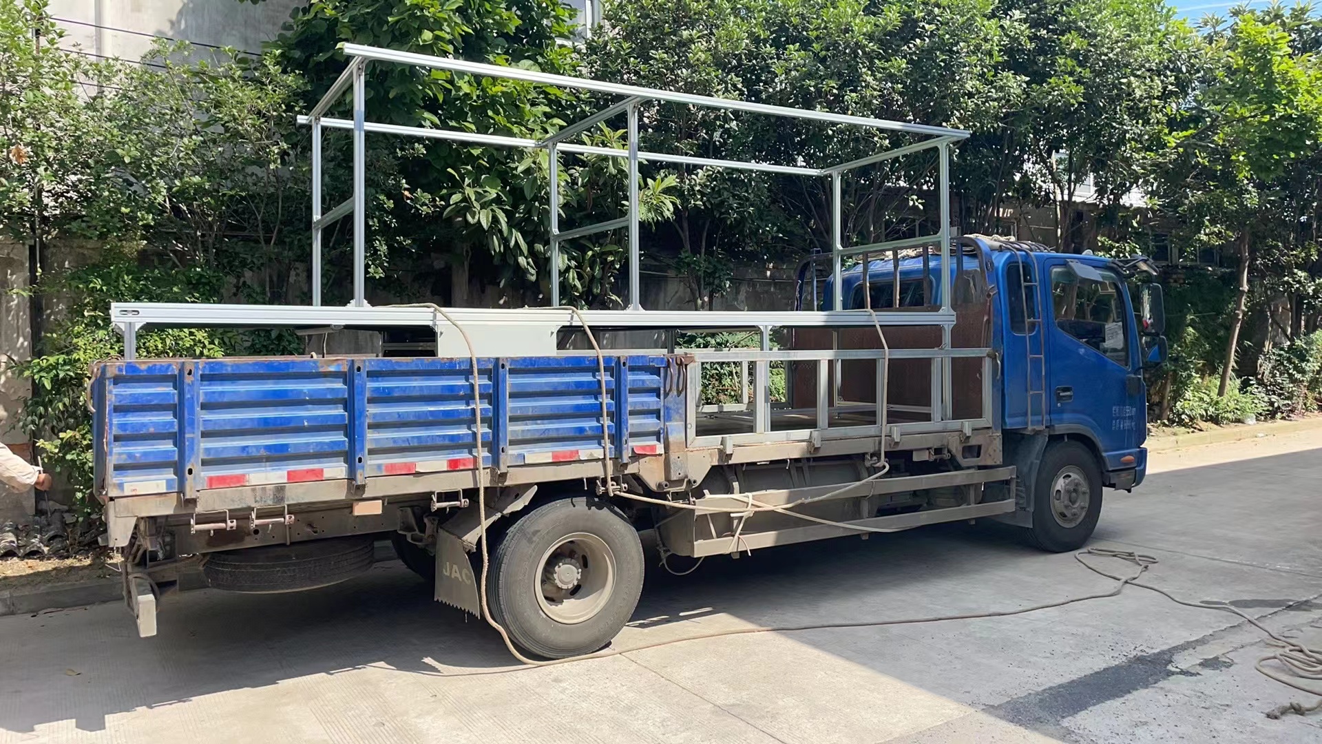 1臺皮帶輸送機(jī)發(fā)往合肥長豐客戶現(xiàn)場